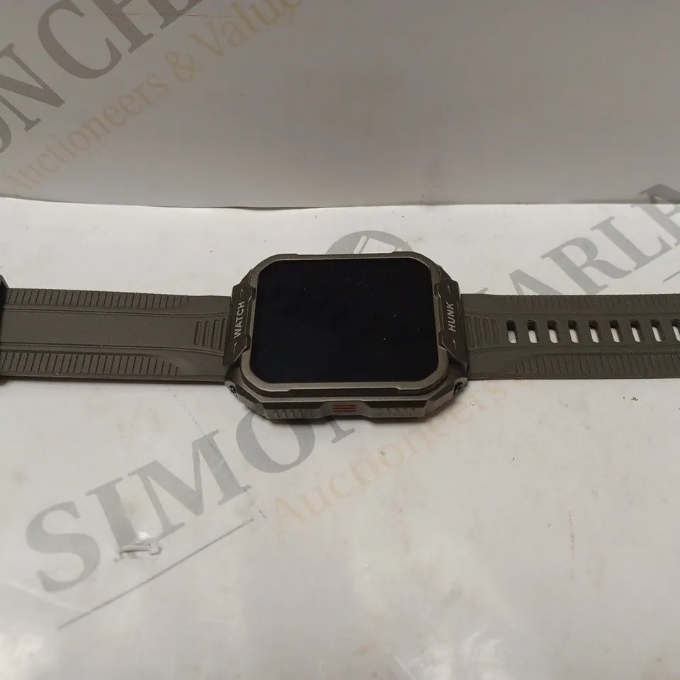 BOXED HUNK SMART WATCH H1102
