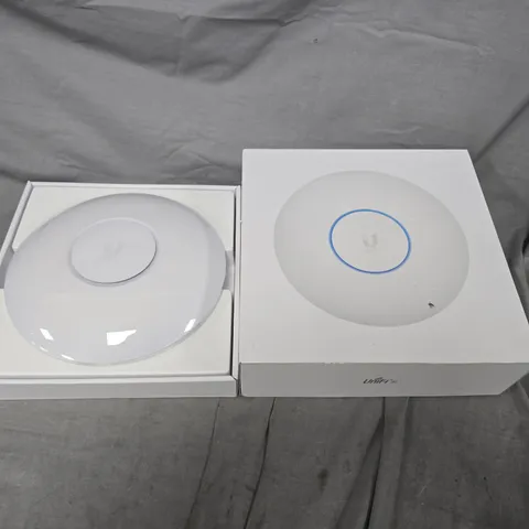 UBIQUITI UNIFI U7-PRO WIFI ACCESS POINT