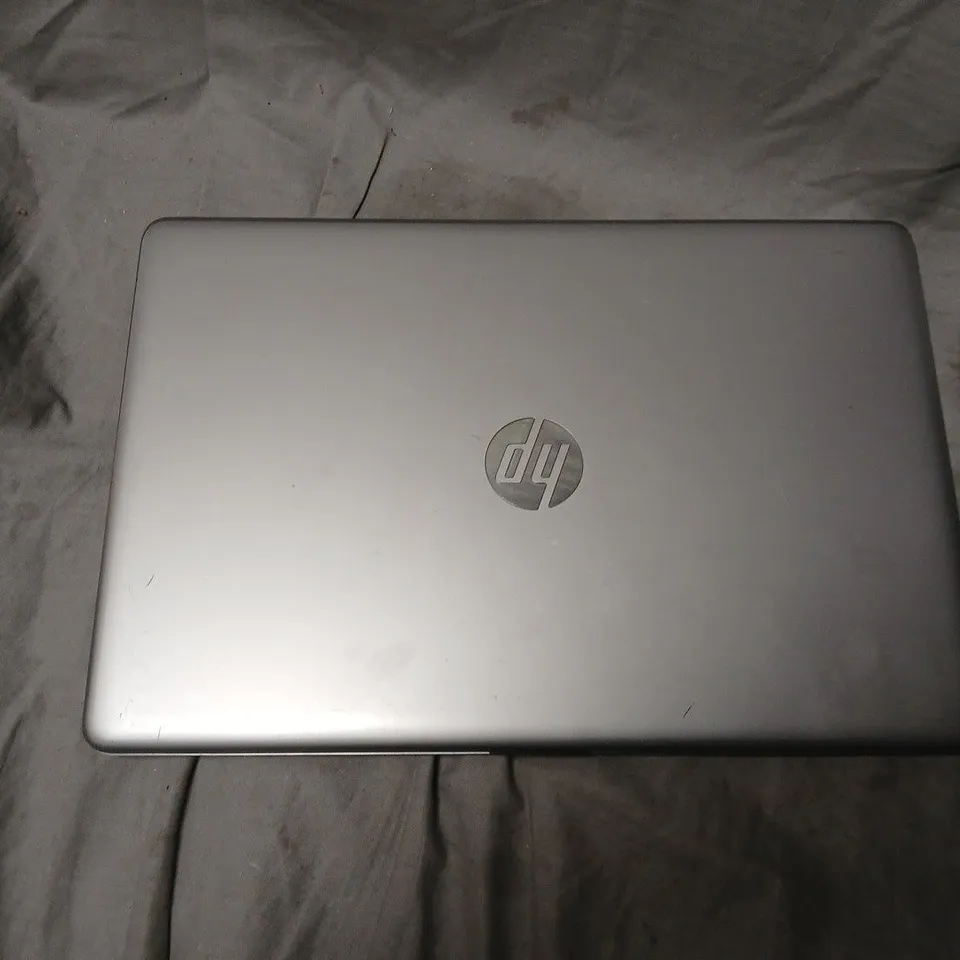 HP 250 G6 NOTEBOOK PC