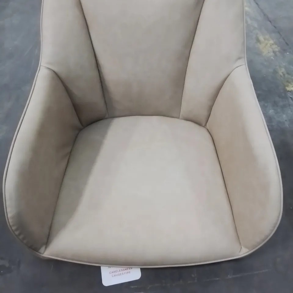 BOXED UNBRANDED SET OF 2 CREAM SOFT DINING SEATS 