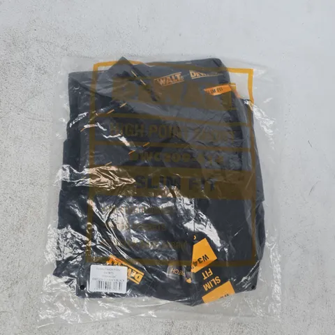 BAGGED DEWALT SLIM FIT HIGH POINT SHORTS IN GREY/BLACK SIZE 34