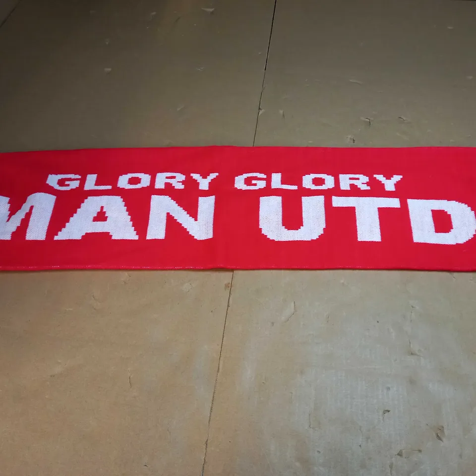 MANCHESTER UNITED SCALF