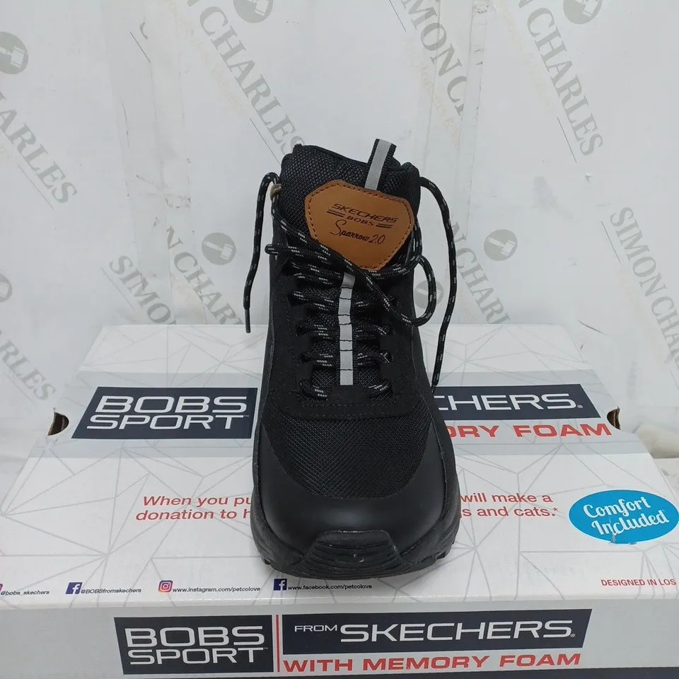 BOXED BOB'S SPORT SPARROW 2.0 FROM SKECHERS LADIES BLACK TRAINERS SIZE 10 WITH MEMORY FOAM