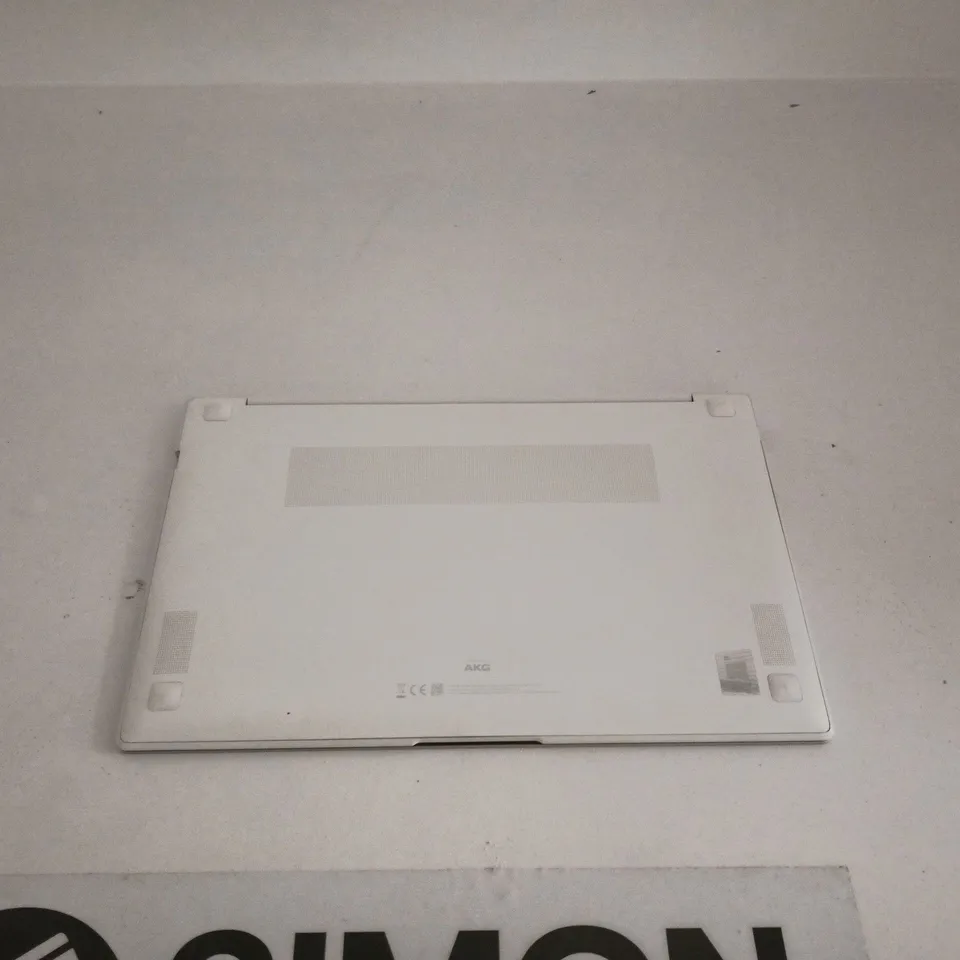 SAMSUNG GALAXY BOOK PRO WHITE BOXED WITH ACCESSORIES