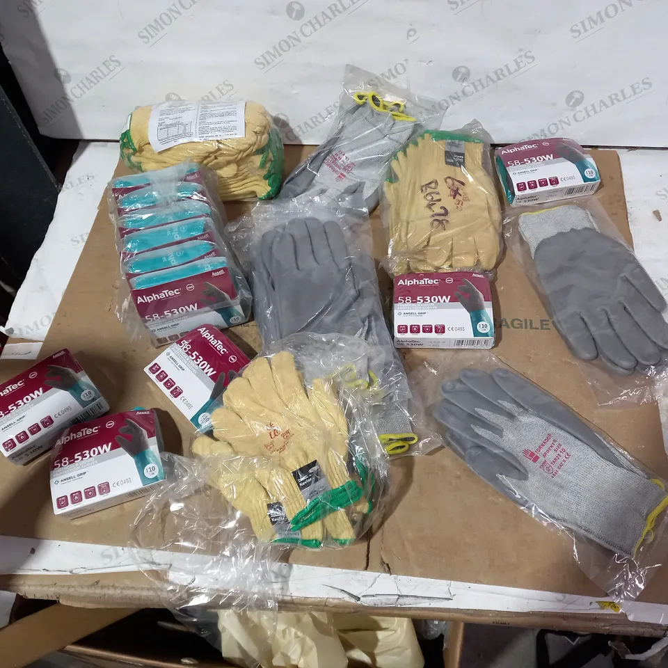 BOX OF APPROXIMATELY 30 ASSORTED BRAND NEW HEALTH AND SAFETY ITEMS TO INCLUDE ANSELL ALPHATEC GLOVES, TORNADO ARGENT GLOVES, DU PONT GLOVES ETC