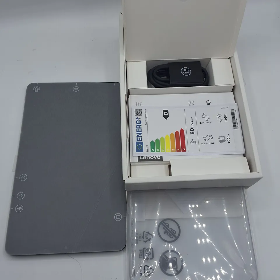 BOXED LENOVO TAB ONE+ CLEAR CASE 64GB IN LUNA GREY - TB3O5FU