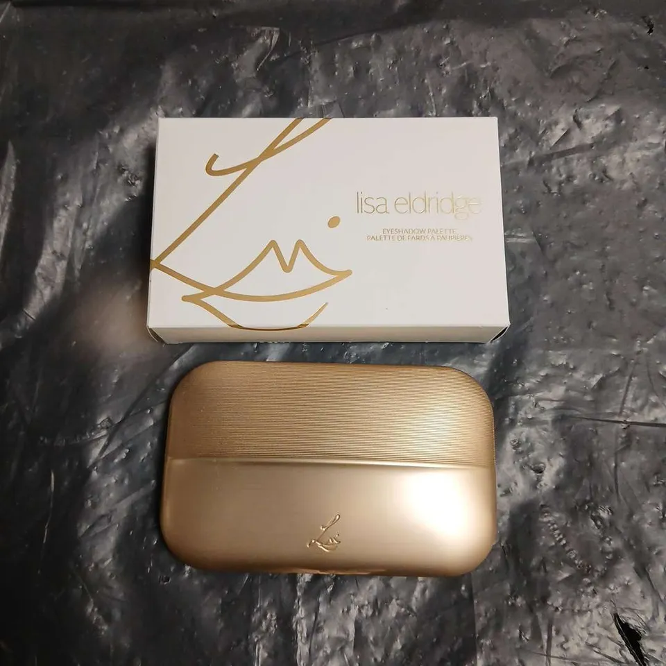 LISA ELDRIDGE EYESHADOW PALETTE – GOLD CASE, 6 SHADES, BOXED