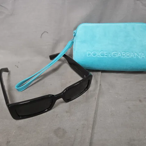 DOLCE & GABBANA RECTANGLE INJECTED SUNGLASSES - BLACK