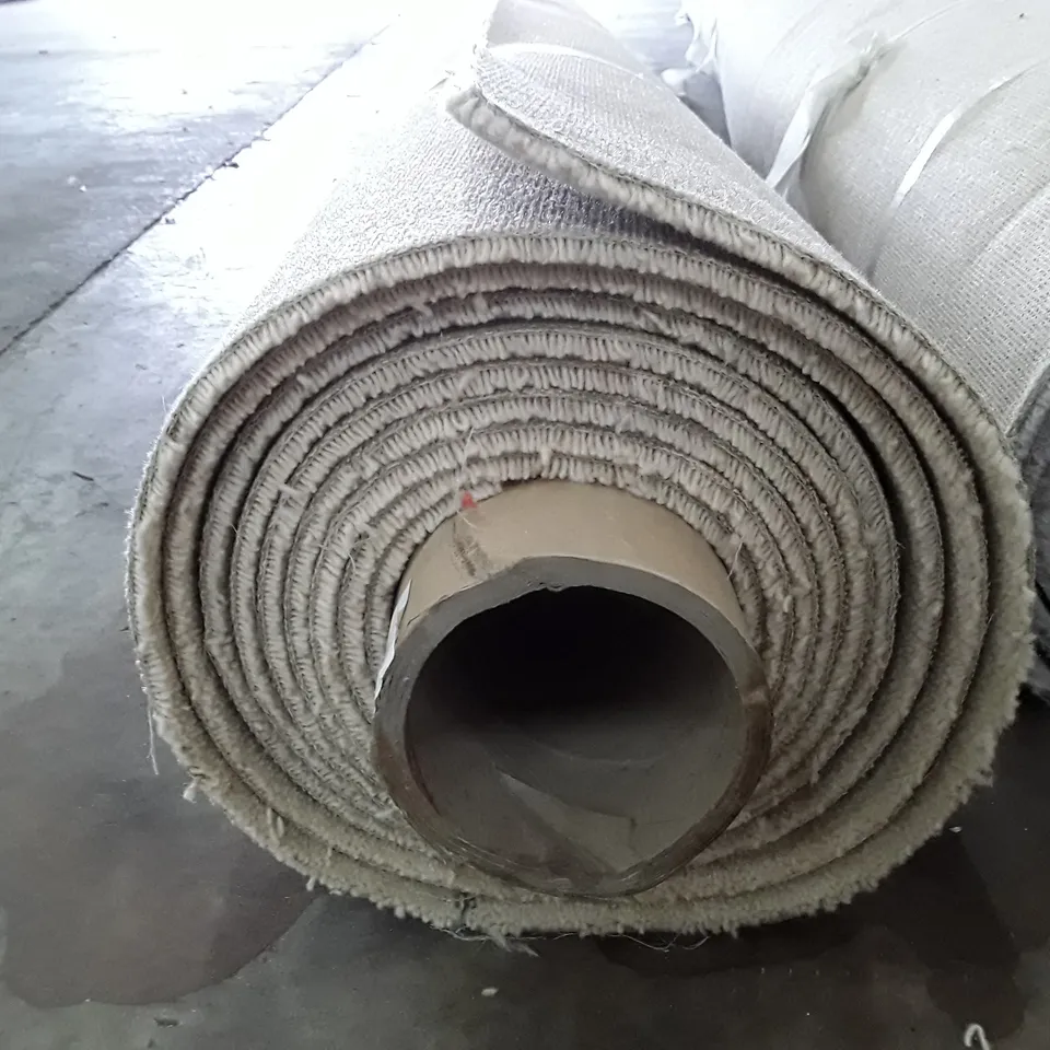 ROLL OF QUALITY C/MEAD TWIST CORNISH HEATHER CARPET APPROXIMATELY 5.80 X 5M