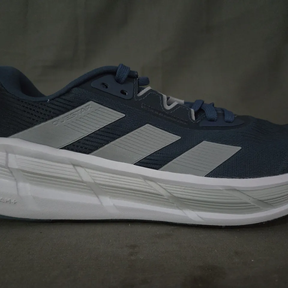 BOXED PAIR OF ADIDAS QUESTAR 3 MEN'S SHOES IN DEEP TEAL UK SIZE 11