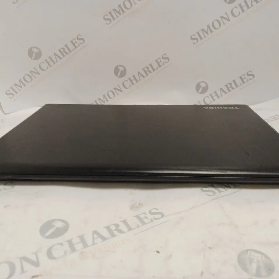 TOSHIBA SATELLITE PRO R50-B-12 LAPTOP