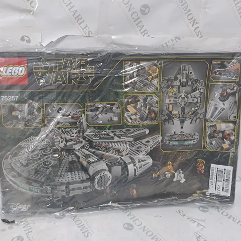 LEGO STAR WARS MILLENNIUM FALCON [SET 75257]