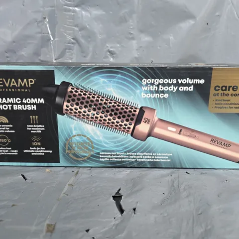 BOXED REVAMP PROFESSIONAL CERAMIC 40MM HOT BRUSH