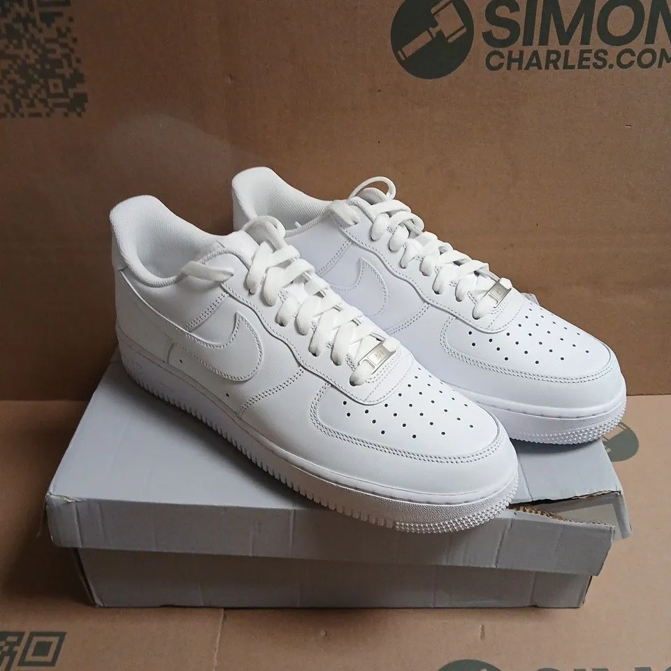 BOXED PAIR OF NIKE AIR FORCE 1 '07 WHITE TRAINERS – UK 10