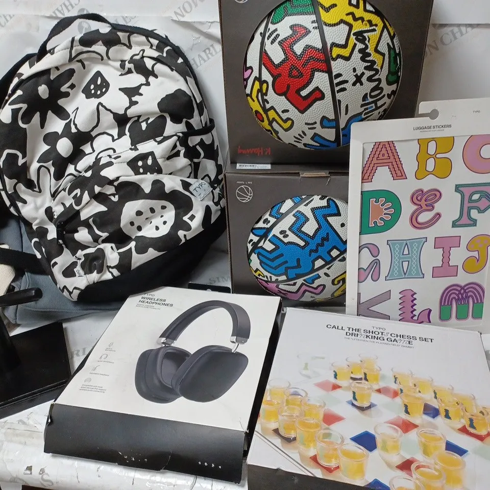 APPROXIMATELY 9 COTTON ON ITEMS INCLUDING KEITH HARING BARKETBALLS, MUG STAND, WIRELESS HEADPHONES