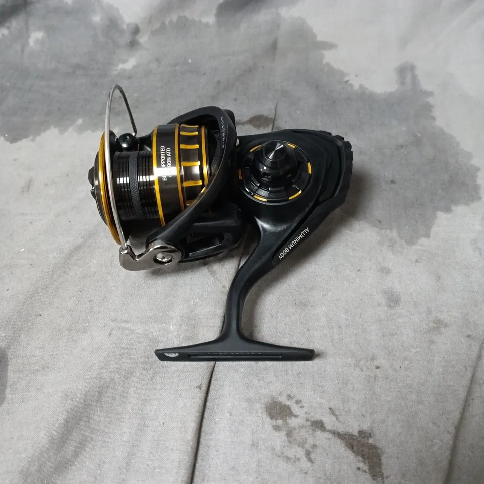 DAIWA BG 4000 SPINNING REEL – WITH BOX