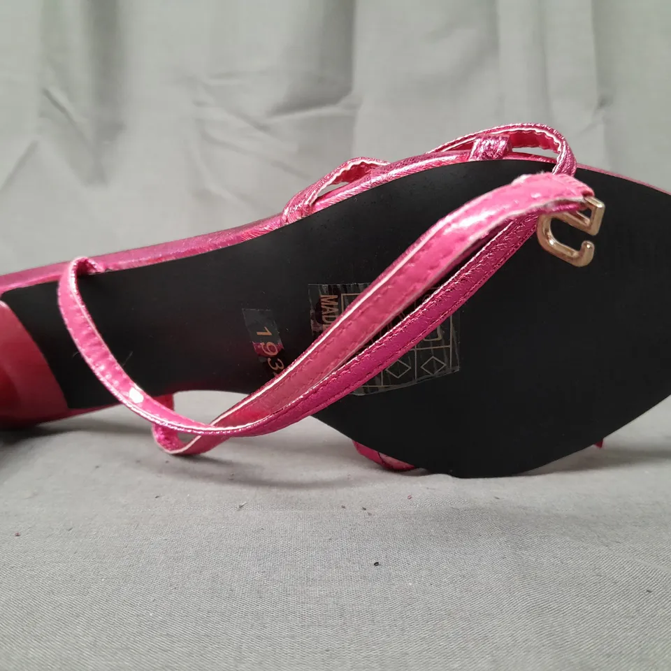 BOX OF APPROXIMATELY 10 PAIRS OF AVANDA OPEN TOE HEELED SANDALS IN METALLIC PINK W. JEWEL EFFECT - VARIOUS SIZES