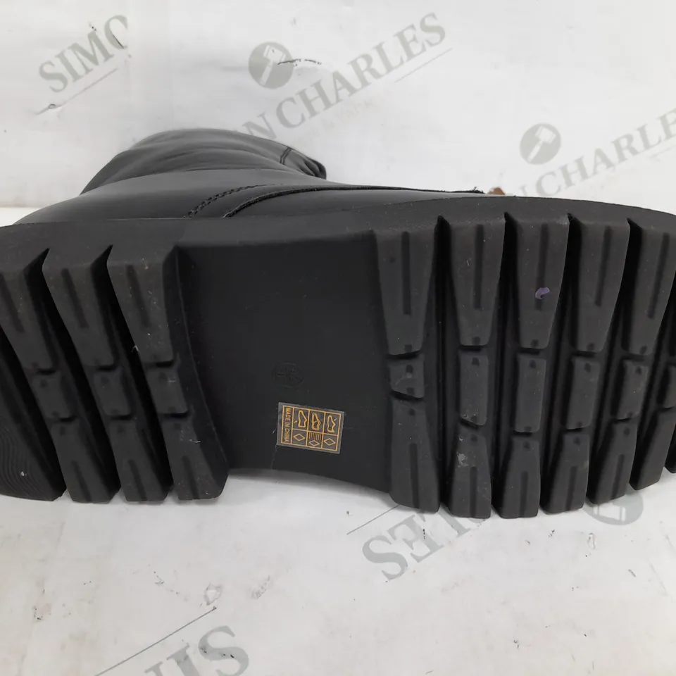 PAIR OF TRUFFLE LACE UP BOOTS IN BLACK - SIZE 8