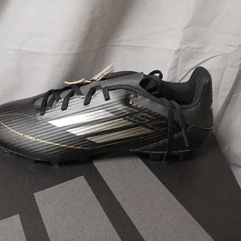 ADIDAS F50 CLUB FXG FOOTBALL BOOTS – BLACK/GOLD, UK 10