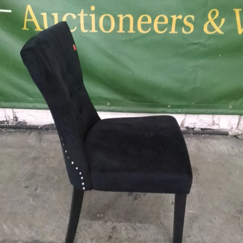 KENSINGTON BLACK VELVET BUTTON BACK DINING CHAIR WITH BLACK LEGS