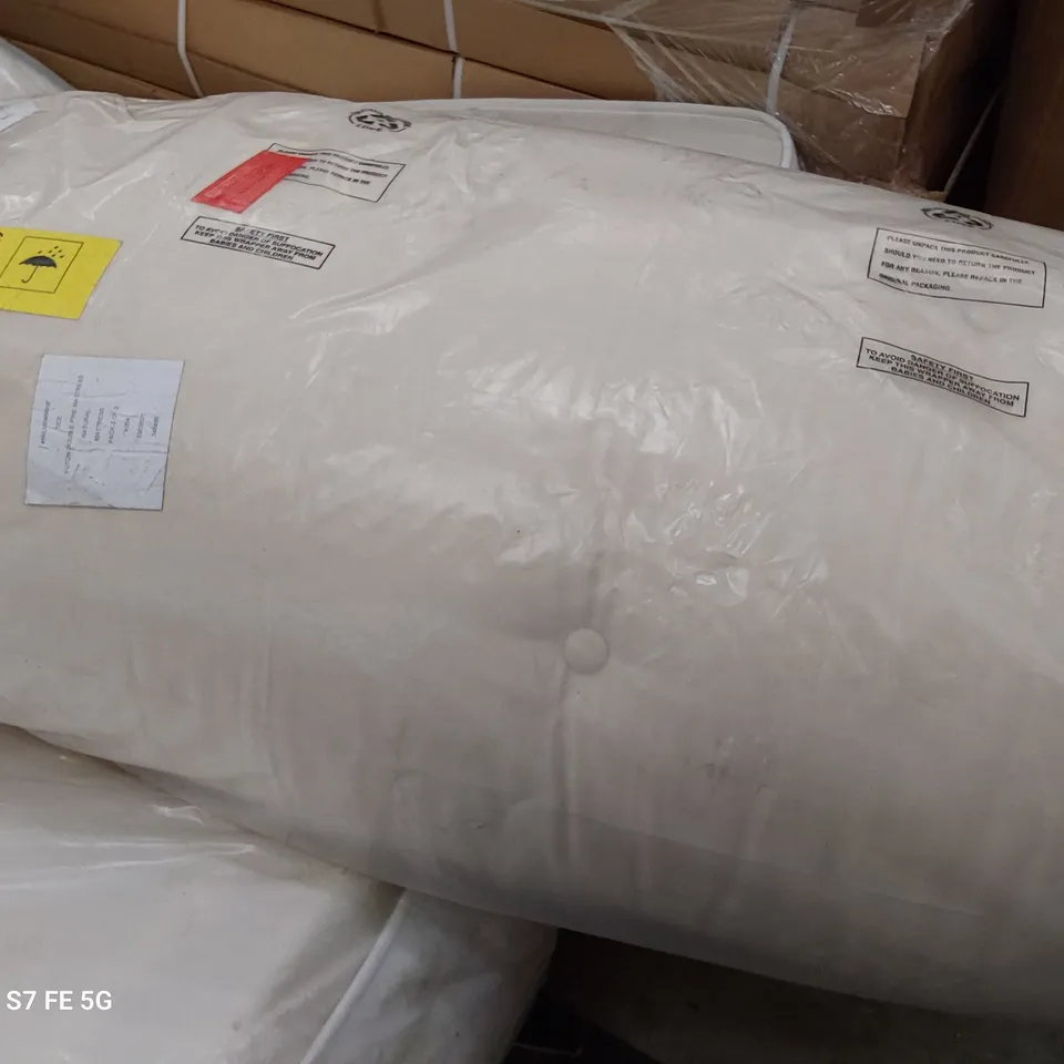 BAGGED FUTON MATTRESS 4'6" DOUBLE NATURAL FABRIC 