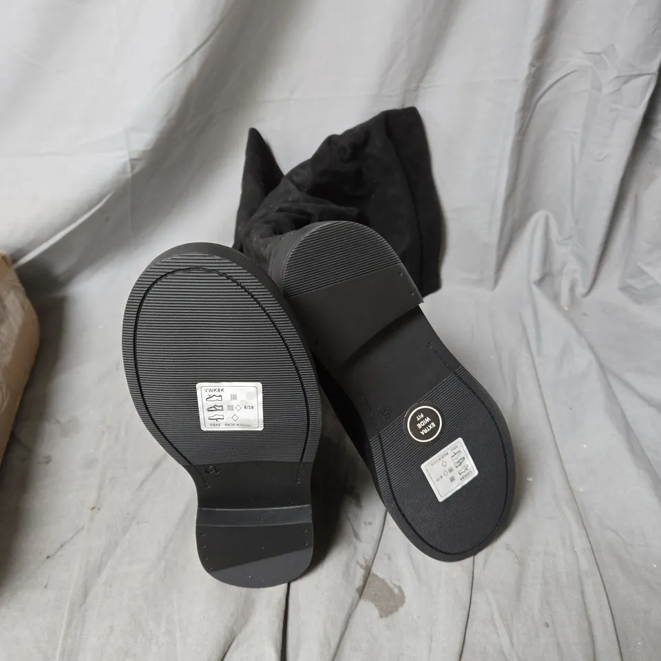 WOMEN'S BLACK KNEE-HIGH SLOUCH BOOT WITH INNER ZIP - UK SIZE 6 WIDER FIT