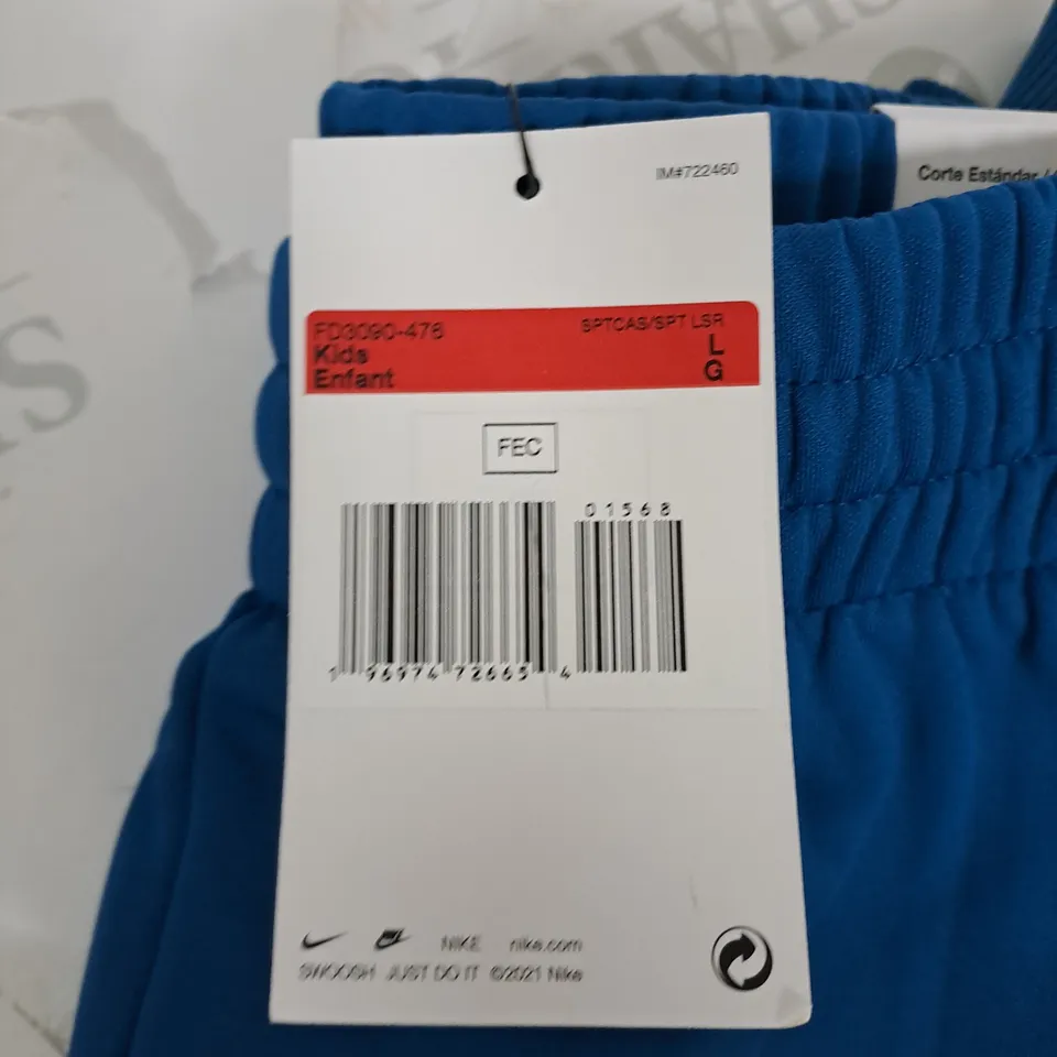 NIKE LOGO FLEECED SWEATSHIRT AND JOGGING BOTTOMS SIZE L (KIDS)