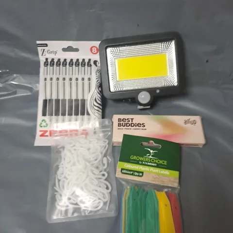 APPROXIMATELY 15 HOUSEHOLD ITEMS TO INCLUDE AIR UP PODS, ZEBRA PENS AND COLOURED PLANT LABELS