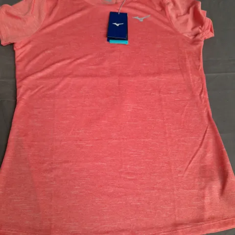 MIZUNO CORE GRAPHIC TEE IN LIVING CORAL - M
