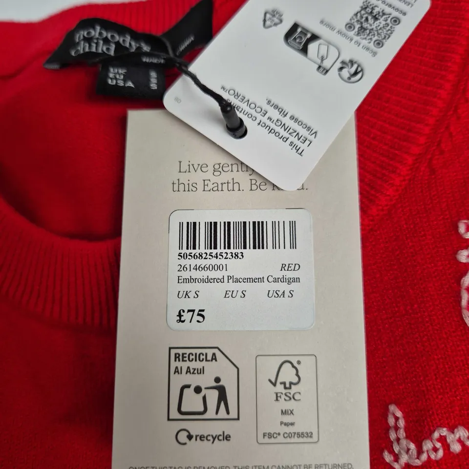 NOBODY'S CHILD EMBROIDERED PLACEMENT CARDIGAN - RED, UK S (EU S, USA S)