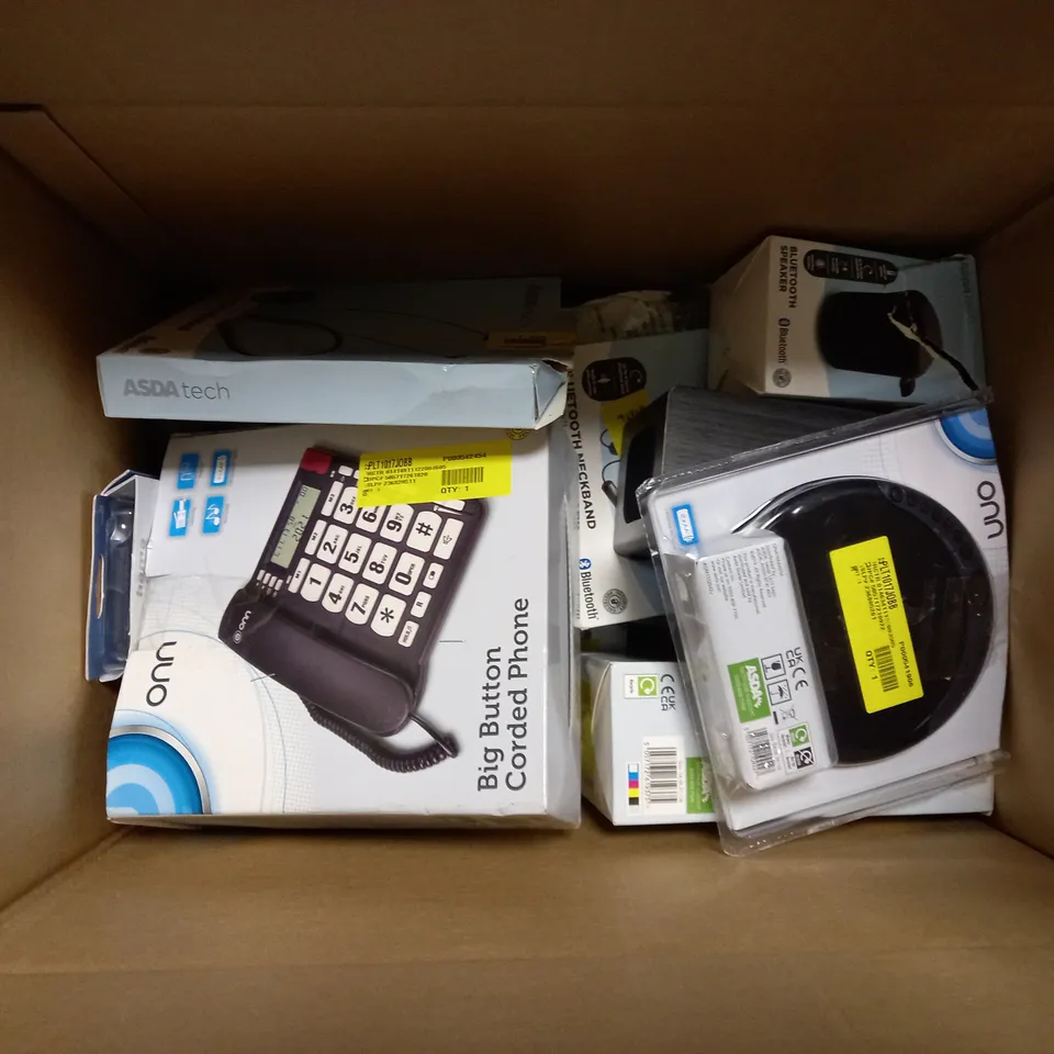 LOT OF APPROXIMATELY 16 ASSORTED ELECTRICALS TO INCLUDE ONN BIG BUTTON CORDED PHONE, ONN PERSONAL CD PLAYER, POLAROID BLUETOOTH QI CHARGING ALARM CLOCK, ETC