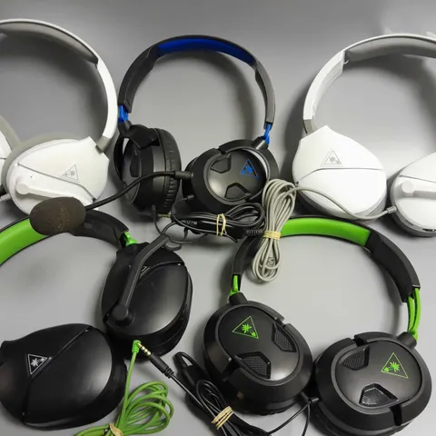 LOT OF 5 ASSORTED WIRED TURTLE BEACH GAMING HEADSETS