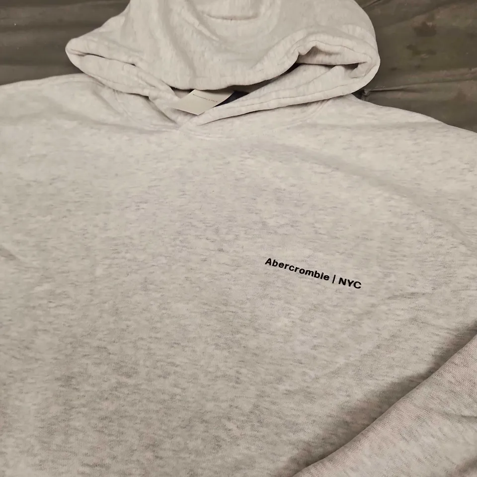 ABERCROMBIE AND FITCH CASUAL HOODIE SIZE LARGE 