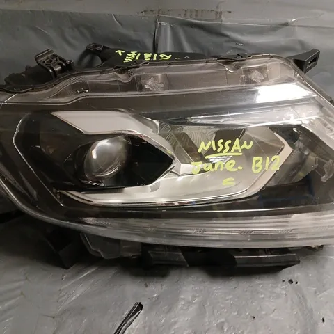 NISSAN X-TAIL RIGHT SIDE HEADLIGHT 