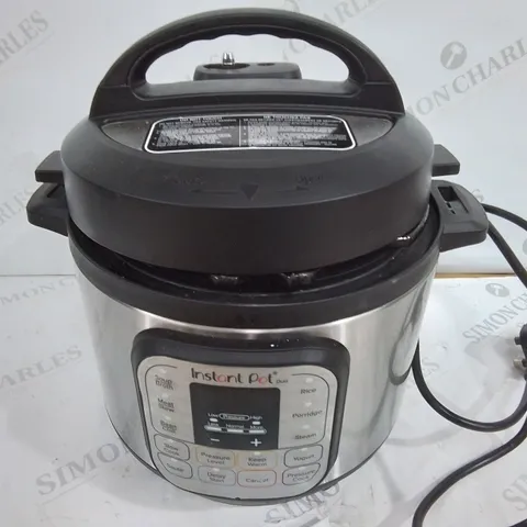 INSTANT POT DUO MULTI-USE PRESSURE COOKER