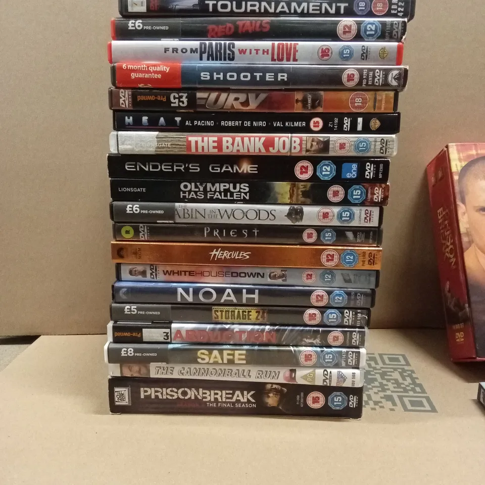 BOX TO CONTAIN A LARGE QUANTITY OF FILMS AND DVDs