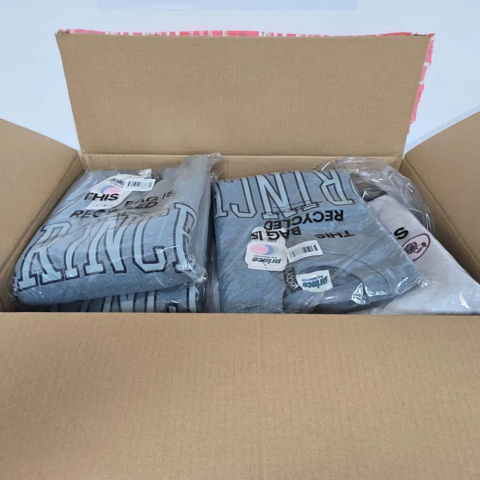BOX OF APPROXIMATELY 15 ASSORTED CLOTHING ITEMS TO INCLUDE: DROP SHOULDER SWEATSHIRT 