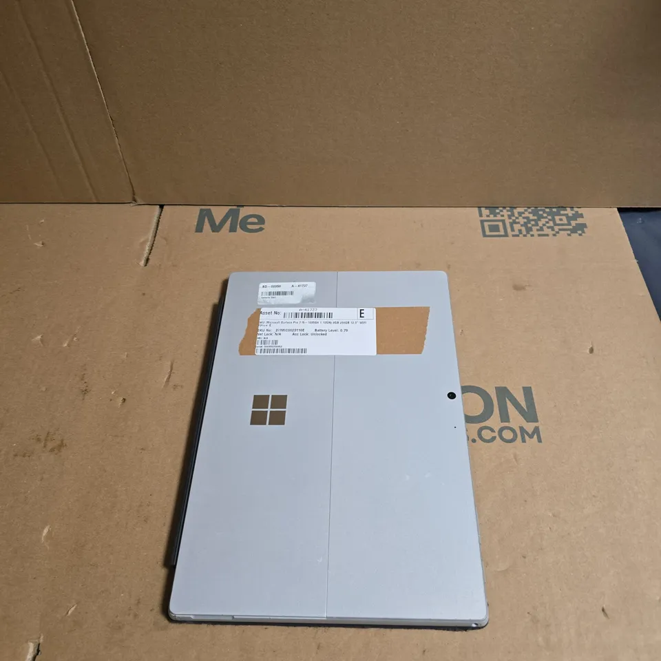 MICROSOFT SURFACE PRO 7  TABLET WITH KEYBOARD – I5-1035G4, 8GB RAM, 256GB SSD, 12.3" DISPLAY