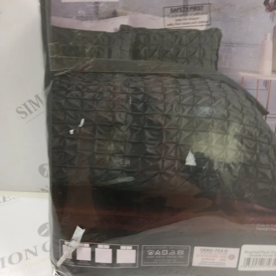 SLEEPDOWN LUXURIOUS DUVET SET - DOUBLE