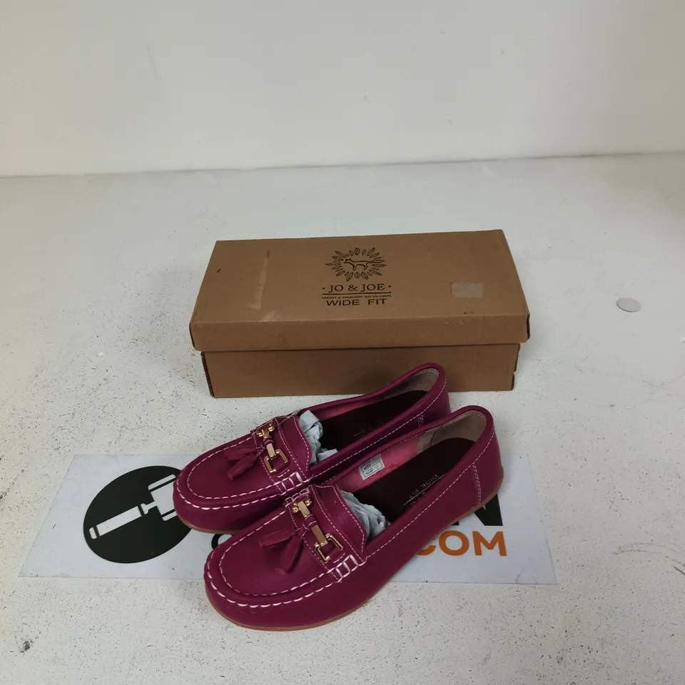 JO & JOE WOMEN'S WIDE-FIT LOAFERS – FUCHSIA (UK 4)