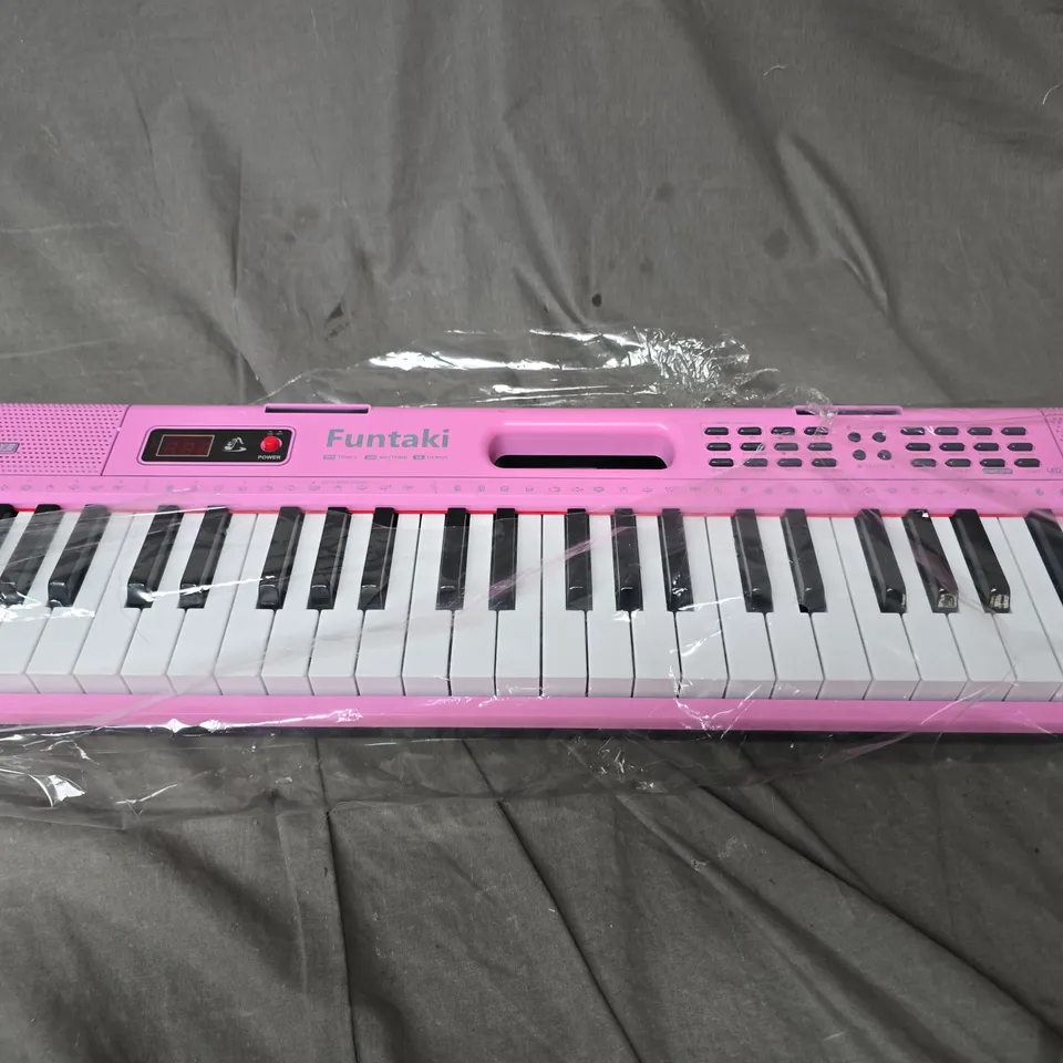 FUNTAKI FUN-6000K ELECTRIC KEYBOARD IN PINK 