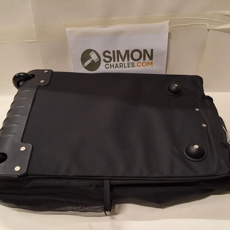 5 CITIES LUGGAGE ON WHEELS – BLACK SOFT-SIDED CARRY-ON BAG