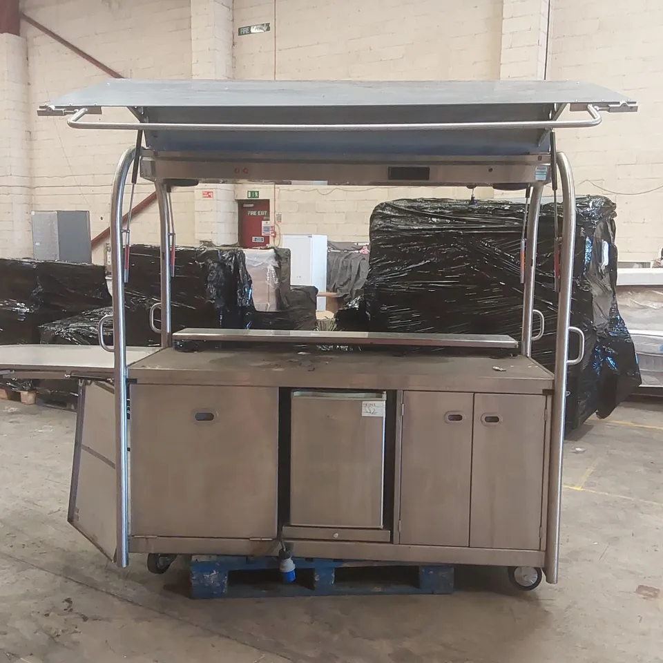 TANK STAINLESS STEEL MOBILE FOOD AND DRINK CATERING STATION