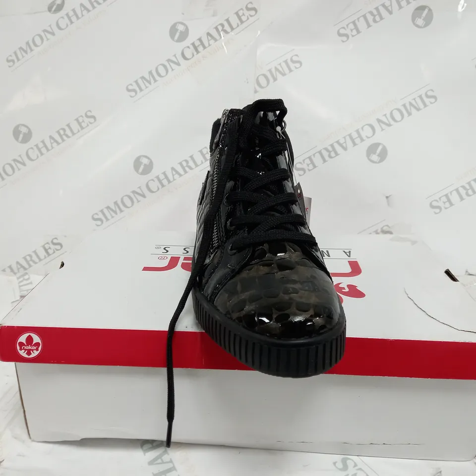 RIEKER TRAINER BOOT SIDE ZIP BLACK PATENT MULTI COLOURED - SIZE UK 6