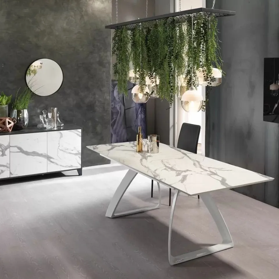TILBURY EXTENDING DINING TABLE - 2 BOXES
