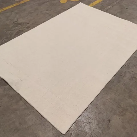 QUALITY DESIGNER AREA RUG - APPROXIMATELY 230CM X 160CM