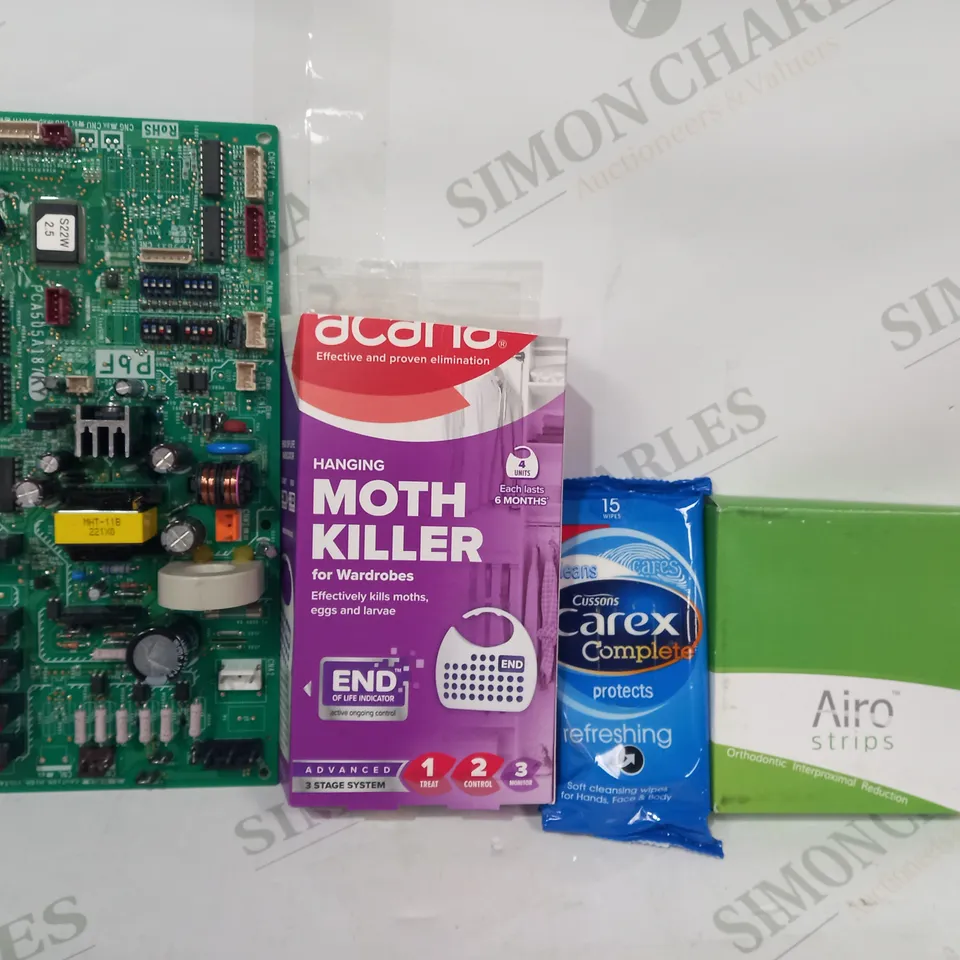 LOT OF APPROXIMATELY 10 ASSORTED HOUSEHOLD ITEMS TO INCLUDE CAREX COMPLETE CLEANSING WIPES, HANGING MOTH KILLER FOR WARDROBES, AIRO STRIPS, ETC