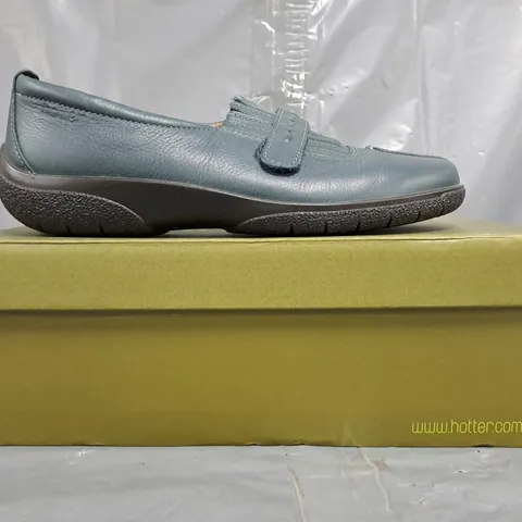 BOXED PAIR OF HOTTER VELCRO STRAP SHOES IN DEEP AQUA SIZE UK 6