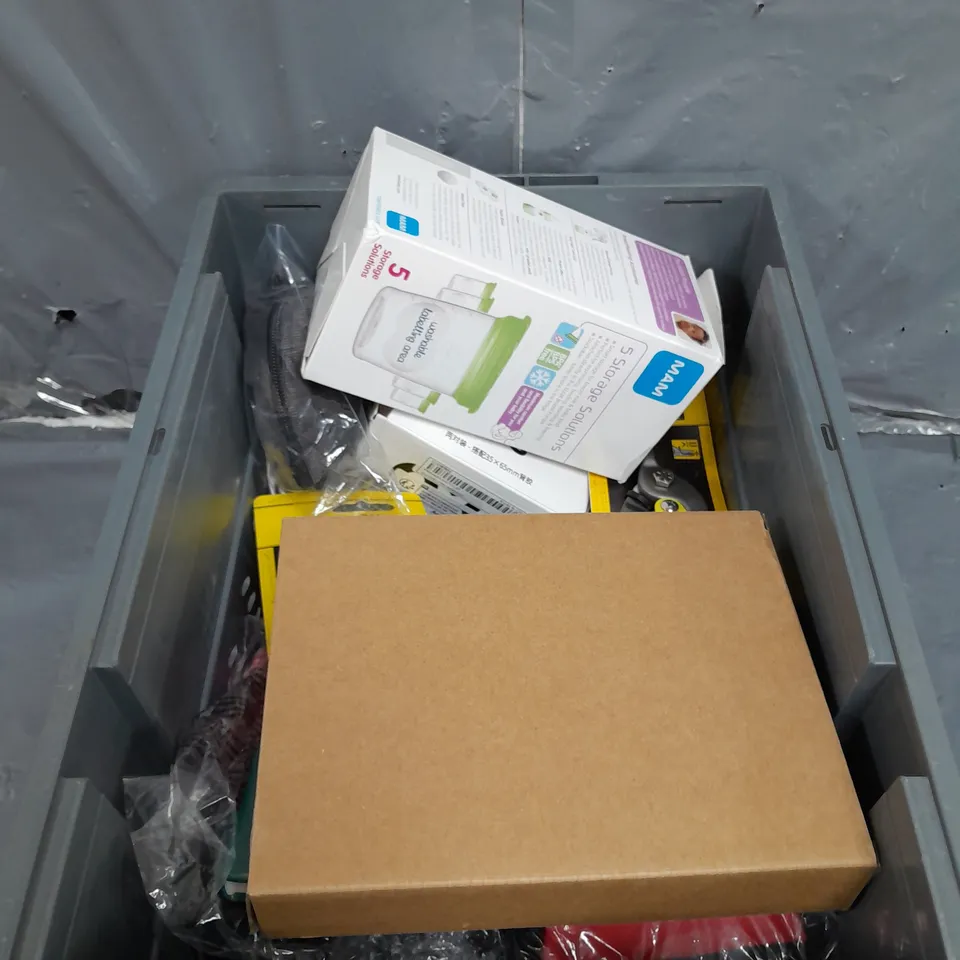 APROXIMATELY 15 ASSORTED HOUSEHOLD ITEMS TO INCLUDE TOOL KITS , BABY ACCESSORIES , ETC 