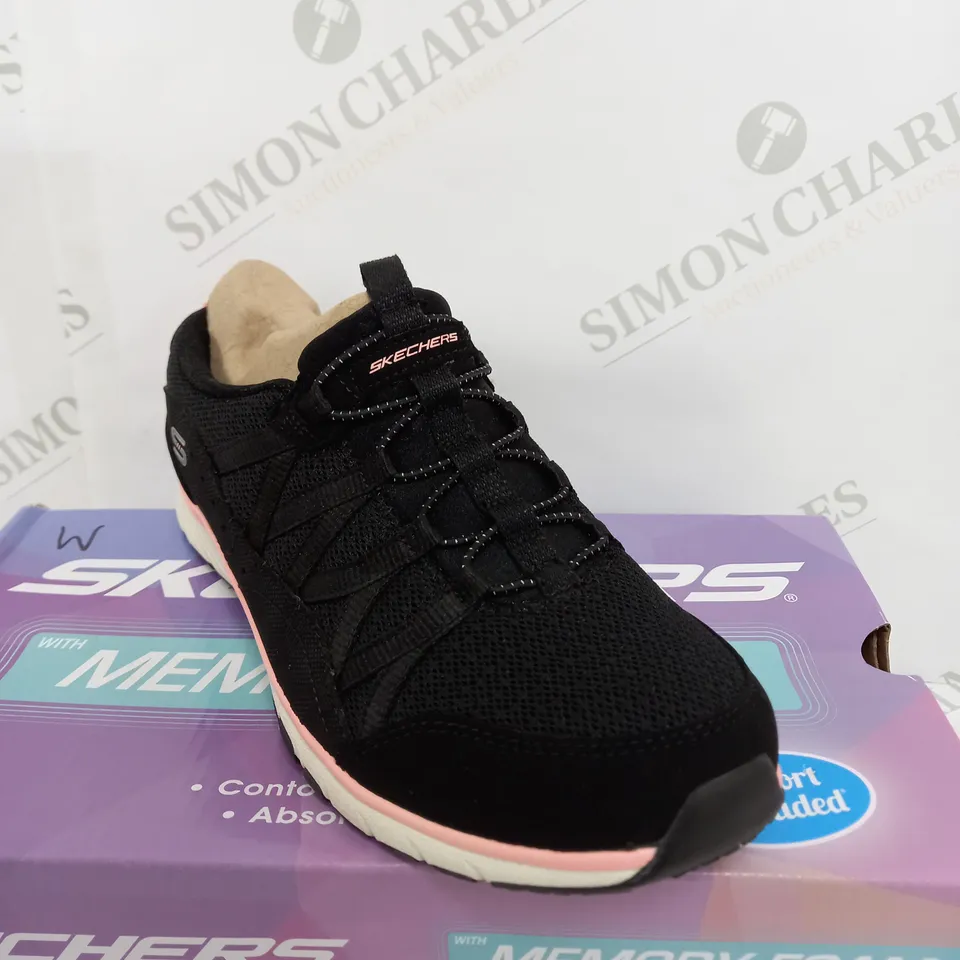 SKETCHERS GRATIS TRAINERS BLACK SIZE 3.5